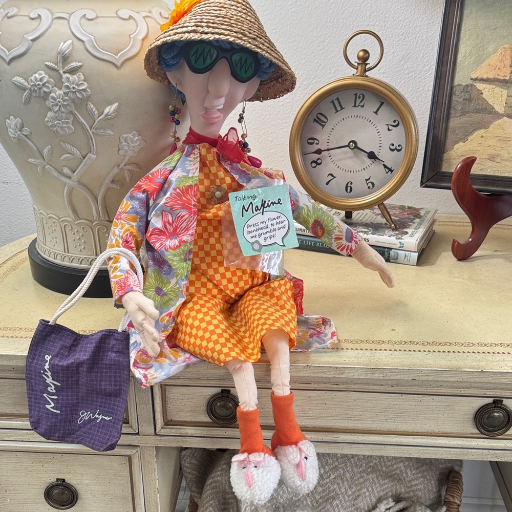 Hallmark Maxine talking doll 18”